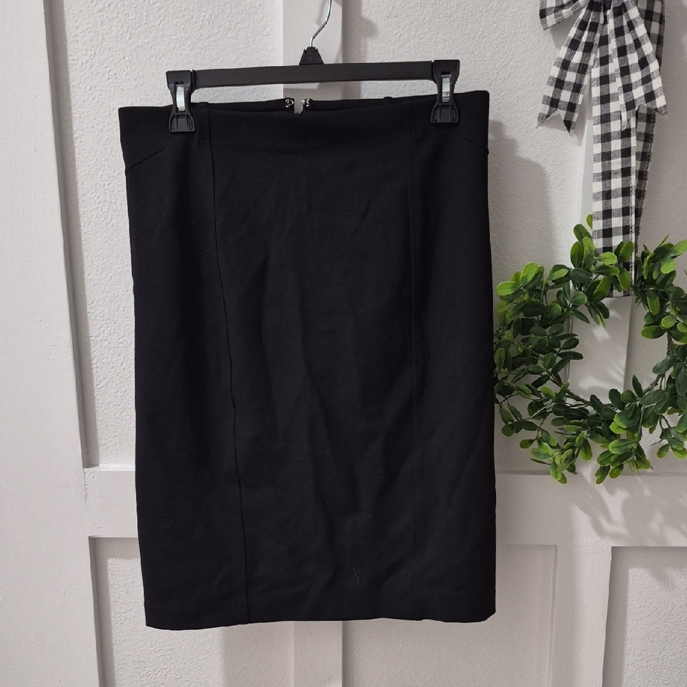 Premise Elegant Black Pencil Skirt